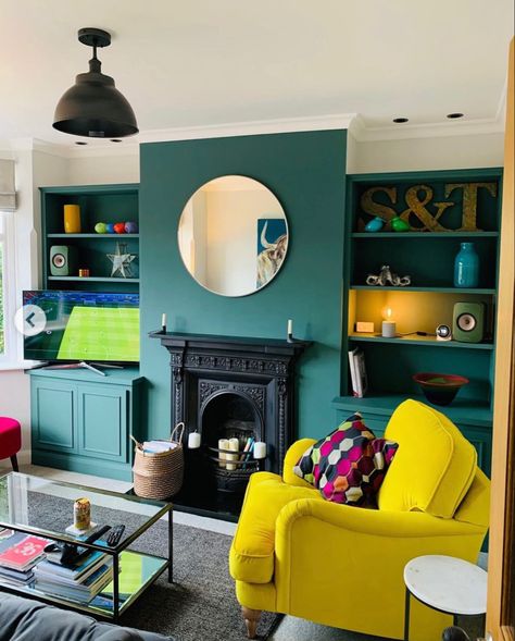 Edwardian Living Room, Blue Painted Cabinets, Red Wall Paint, Vibrant Living Room, Green Living Room, Edwardian House, Teal Walls, Living Room Trends, London Home