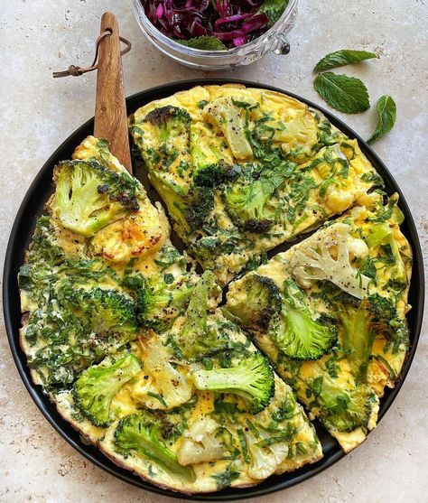 Puffed omelette with broccoli Super-Quick Spring Dinner Ideas img cc :- oksanaritchie#spring salad ideas #spring recipes dinner #spring meals #spring food #spring meals dinners Spring Salad Ideas, Spring Meals Dinners, Spring Dinner Ideas, Dinner Spring, Spring Recipes Dinner, Spring Meals, Spring Food, Spring Dinner, Salad Ideas