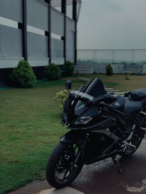 Thanks to Sabeel Mhmd for making this photo available freely on @unsplash 🎁 Yamaha R15 V3 Wallpaper, R15 Wallpaper, R15 V3 Wallpaper Black Hd, R15 V4 Wallpaper Hd, R15 V3 Wallpaper, Striped Wallpaper Bathroom, Wallpaper Motorcycle, Aesthetics Painting, R15 Yamaha