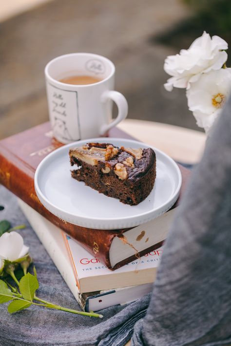 one bowl Cake #cake #nutella #bread #bananacake#foodphotography #foodstyling Banana And Nutella Cake, One Bowl Cake, Nutella Bread, Food Photography Composition, Baking Photography, Chicken Recipes Boneless, 8 Inch Cake, Nutella Cake, Banana Nutella