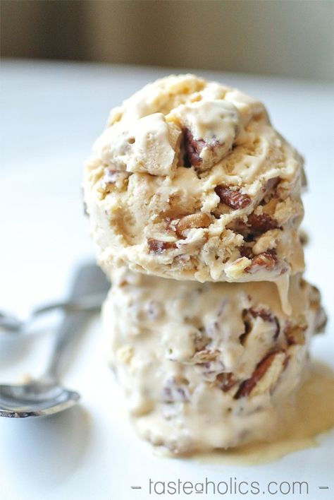 Butter Pecan Ice Cream Recipe, Cauliflower Cake, Keto Ice Cream Recipes, Low Carb Ice Cream Recipe, Oreo Torte, Butter Pecan Ice Cream, Low Carb Ice Cream, Pecan Ice Cream, Keto Ice Cream