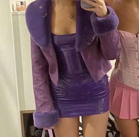 Stile Blair Waldorf, Purple Outfits, 2000s Fashion Outfits, 2000s Fashion, Inspiration Mode, Mode Vintage, Looks Vintage, Fashion Killa, Aesthetic Outfits