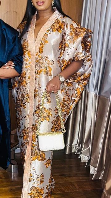 Rich Auntie Vibes, Auntie Vibes, Rich Auntie, Boubou Styles For Women, Bubu Gown Styles, Damask Dress, Modest Dresses Fashion, Chic Dress Classy, International Market