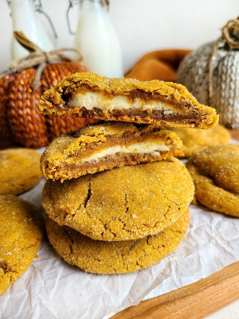 Pumpkin Cheesecake Cookies Pumpkin Cheesecake Cookies Recipe, Pumpkin Cheesecake Snickerdoodles, Pumpkin Cheesecake Cookies, Mint Chocolate Chip Cookies, Frozen Cheesecake, Mini Chocolate Chip Cookies, Chewy Chocolate Cookies, Fall Baking Recipes, Pumpkin Cookie