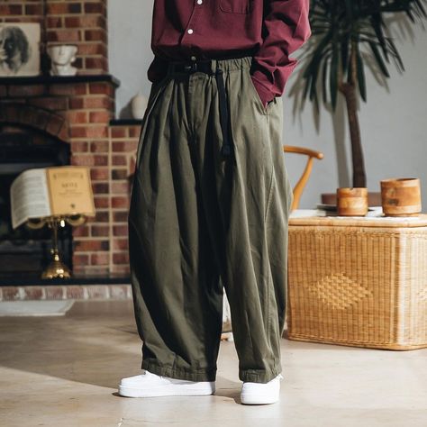 Baloon Pant Outfits Men, Balloon Pants Outfit, Hipster Boy, Fashion Souls, Balloon Pants, Baggy Pants, Baggy Pant, Men Shirt, Men Shirt Style