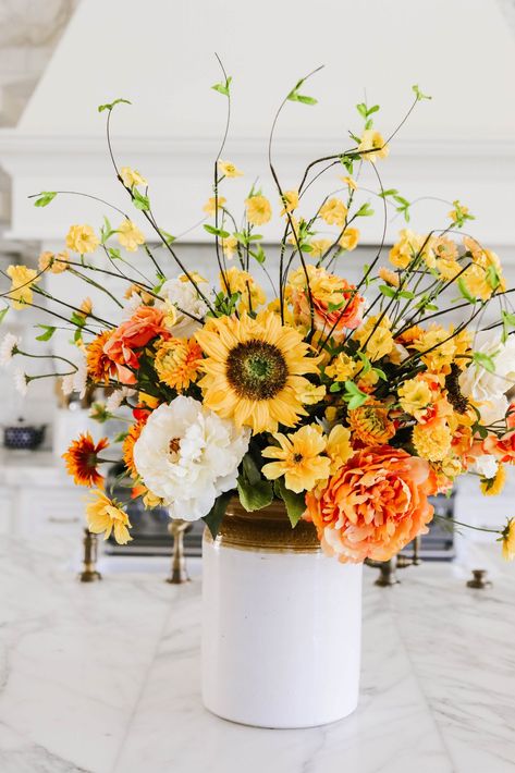 Diy Fall Wedding Centerpieces, Sunflower Floral Arrangements, Sunflower Arrangement, Sunflower Centerpieces, Sunflower Arrangements, Fall Flower Arrangements, Fall Floral Arrangements, Fall Arrangements, Fall Decor Ideas