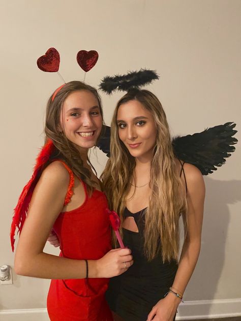 Black Cupid Costume, Halloween Costume All Black, Halloween Costumes Cupid, Halloween Costume College Girl, Black Angel Halloween, Black Angel Halloween Costume, Cupid Halloween Costume, Costume Ideas For College, Halloween Costume 2022