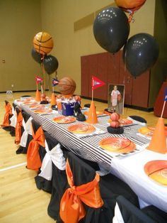 Throwing a ‘Hooptastic’ Basketball Party #Basketball #party #decorations #birthday Nba Party, Basketball Centerpieces, Candy Bar Comunion, Basketball Banquet, Basketball Themed Birthday Party, Basketball Theme Party, Basketball Decorations, Sports Banquet, Banquet Ideas