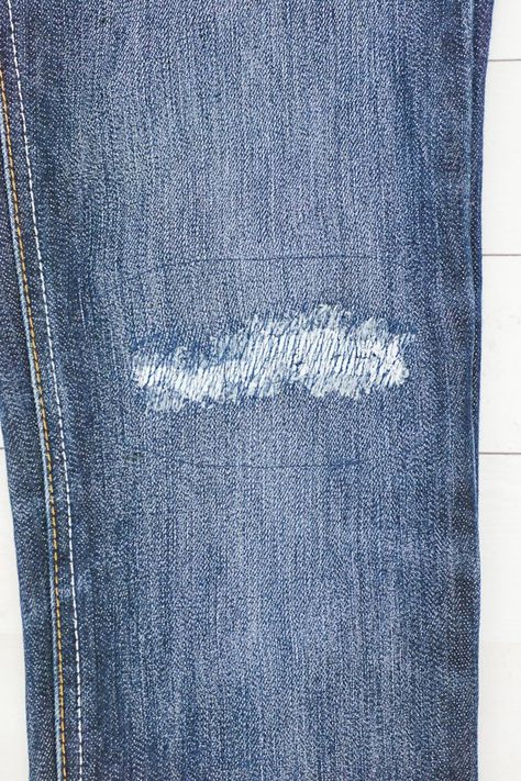 Mending Jeans Knees, How To Mend Jeans, Visible Mending Jeans, Hole In Jeans, Knitted Suits, Knee Hole Jeans, Mending Jeans, Projects For Women, Advanced Sewing Projects