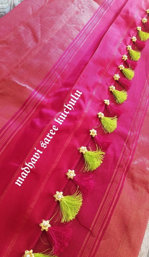 Madhavi saree kuchulu Saree Kongu Mullu Designs, Kuchulu For Sarees, Kongu Mudulu Designs, Saree Kuchulu, Saree Kuchu New Designs, Tassels Designs, Kuchu Designs, Saree Tassels Designs, Saree Kuchu Designs