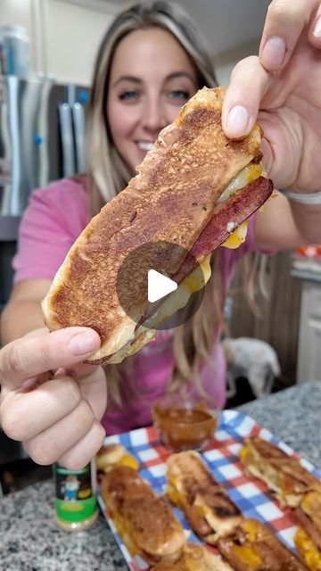 Katherine Salom on Instagram: "🔥🧀 Get ready for the ultimate mashup! Hot Dog Grilled Cheese on the griddle with @danosseasoning seasoned butter, melted cheddar & pepper jack, all toasted to perfection👏🏻 •  #fireupflavor #danospartner" Grilled Cheese Hotdogs, Hotdogs Recipes, Griddle Meals, Katherine Salom, Grilled Cheese Hot Dog, Hot Dog Sauce, Wrap Rolls, Seasoned Butter, Griddle Recipes