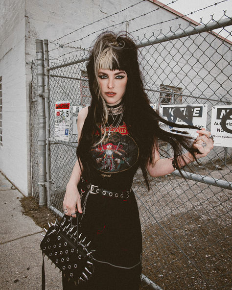 Indiefoxx Alternative Model Photography, Y2k Goth Photoshoot, Black Gothic Mini Skirt For Alternative Fashion, Gothic Spring Streetwear Skirt, Goth Girl Photoshoots, Mall Goth, Cargo Skirt, Denim Maxi Skirt, Grunge Style