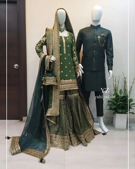 Garara Dress Pakistani Bridal, Couple Fancy Dress, Gharara Designs Pakistani Bridal, Mehndi Dress For Bride, Gharara Designs, Black And Green Dress, Green Combination, Halloween Couple, Fashion Staples