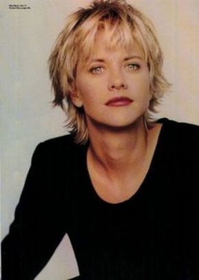 One of my favorite actresses....Love all her movies....French kiss , sleepless in seattle...love , love those two...Harry Met Sally- so many, just a few I really enjoy Meg Ryan Hairstyles, Medium Shag Haircuts, Shaggy Short Hair, Short Shag Hairstyles, Shaggy Haircuts, Meg Ryan, Choppy Hair, Messy Short Hair, Shag Hairstyles