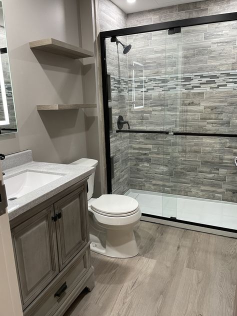 Grey Bathroom Remodel Ideas, Gray Tone Bathroom Ideas, Grey Walk In Shower Ideas, Simple Basement Bathroom Ideas, Gray And Wood Bathroom, Rustic Bathroom Designs Small Spaces, Bathroom Remodel Grey, Small Apartment Bathrooms, Small Apartment Bathroom Ideas