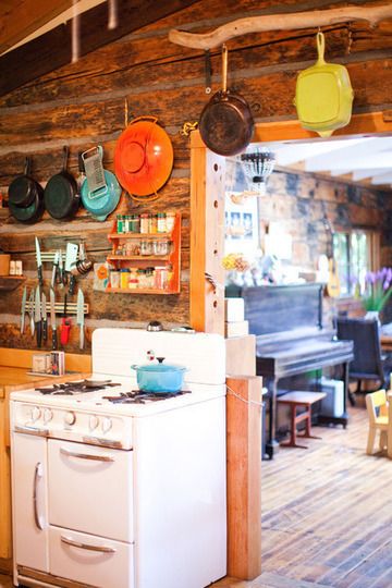 Cabin Kitchen Human Nest, Cozy Cabin Kitchen, Rustic Cabin Kitchen, Boho Chic Kitchen, Kitchen Spotlights, Cozy Dorm, Camp Decor, Fishing Shack, Cabin Chic