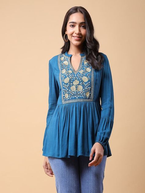 Ritu Kumar, Nude Makeup, Woman's Fashion, Tops Online, Green Tops, Online Tops, Embroidered Top, India