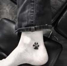 Paw Print Tattoo Dog Small Ankle, Womens Foot Tattoos, Cool Tattoo Placement, Paw Print Tattoos, Cat Paw Tattoos, Pawprint Tattoo, Cool Tattoo, Paw Tattoo, Omerta Tattoo