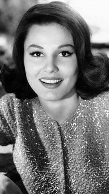 Paula Prentiss, Good Old Times, Golden Age Of Hollywood, Famous Celebrities, Celebrity Pictures, Classic Hollywood, Beauty Secrets, Golden Age, Good Old