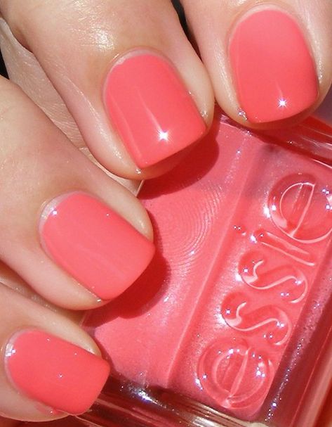 Spring Nails 2020, Toe Nail Color, Coral Nails, Spring Nail Colors, Her Nails, Spring Nail Art, Toe Nail Designs, Essie Nail, Summer Nails Colors