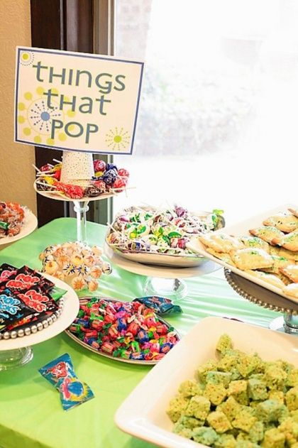 things that go pop - nice, i love popping candy Pop Baby Showers, Boy Baby Shower Ideas, Party Pops, Fiesta Baby Shower, Shower Food, Ready To Pop, Baby Shower Fun, Baby Shower Food, Baby Shower Gender Reveal