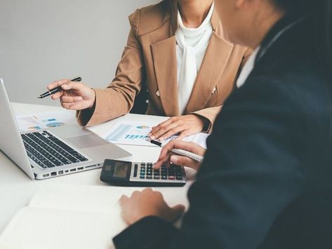 Hiring an accountant for expert advice is best for your finances. Here are some questions you may want to ask your business accountant: Accountant Photoshoot, Forensic Accounting, Accounting Business, Cisco Networking, Business Accounting, Accounting Firm, Student Photo, Payroll Taxes, What Questions