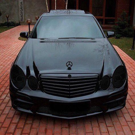 Mercedes E55, Blacked Out Cars, Mercedes C240, Mercedes Benz World, Mercedes W211, Mercedes Benz E63 Amg, Benz E350, مرسيدس بنز, E55 Amg