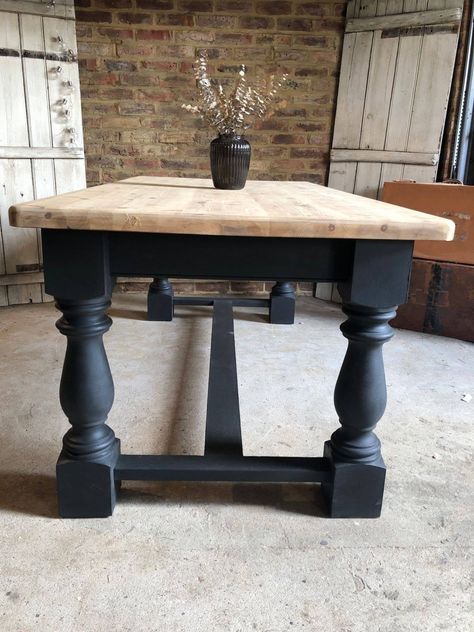 Large Farmhouse Dining Table, Dining Table Makeover, Kitchen Table Makeover, Large Farmhouse, Rustic Farmhouse Table, Farmhouse Dining Room Table, Farmhouse Kitchen Tables, Table Makeover, Farmhouse Dining Table