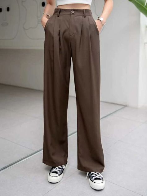 Tailored Trousers Outfit, Brown Trousers Outfit, Tailored Pants Women, Office Fashion Summer, Trousers Women Outfit, Women Suit Pants, Formal Chic, Trouser Outfit, Plain Pants