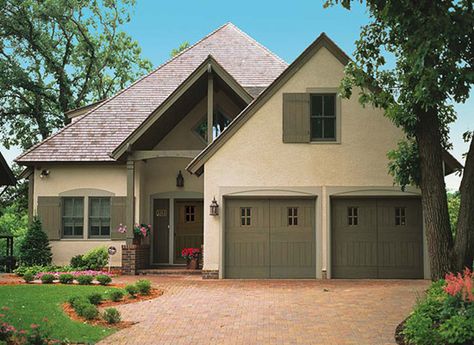 Snout House, Patio Gates, Custom Wood Garage Doors, Entry Door Designs, Garage Door Types, Garage Door Styles, Craftsman Door, Residential Garage, Wood Garage Doors