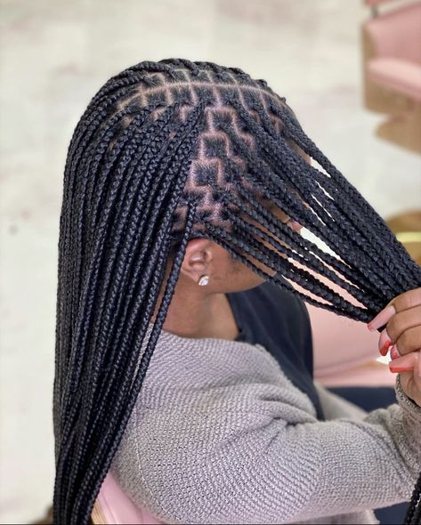 Small Box Braids Hairstyles, Braided Summer Hairstyles, Small Box Braids, Single Braids, Long Box Braids, Box Braids Hairstyles For Black Women, Braids Hairstyles Pictures, Cute Box Braids Hairstyles, Protective Hairstyles Braids