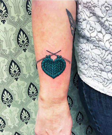 Knitted heart for a wonderful lady! Thanks a lot! 😌❤️ ingrid.letsbuzz@gmail.com Done at @letsbuzztattoo #letsbuzztattoo #bergen #Norway… Grandmother Tattoo, Sewing Machine Tattoo, Yarn Tattoo, Crochet Top Free Pattern, Crochet A Heart, Knitting Tattoo, Square Tattoo, Summer Top Crochet, Henna Ink