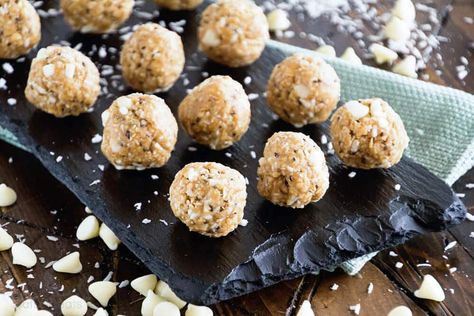 White Chocolate Macadamia Nut Energy Balls - Julie's Eats & Treats ® Coconut Oats, Lectin Free Foods, Flake Recipes, Baking Healthy, White Chocolate Macadamia Nut, Healthier Treats, Ball Recipes, Energy Bites Recipes, White Chocolate Macadamia