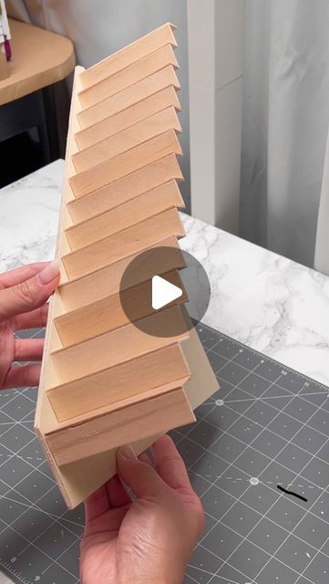 Cath on Instagram: "Simple staircase from jumbo popsicle sticks. My tried and true method to get an easy, but beautiful staircase for any 1:12 scale setting 🙌" Diy Barbie Staircase, Diy Dollhouse Stairs Easy, Popsicle Stick Furniture, Dollhouse Staircase, Dollhouse Stairs, Simple Staircase, Terrace Room, Tiny Dollhouse, Sticks Furniture