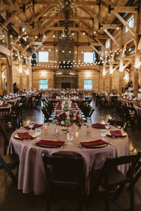 Rustic Wedding Burgundy, Rustic Burgundy Wedding Centerpieces, Mulberry Wedding Theme, Burgundy Wedding Theme Table Settings, Maroon Rustic Wedding, Elegant Birthday Ideas, Burgundy Table Setting Wedding, Burgundy Wedding Table Setting, Rolling Meadows Ranch