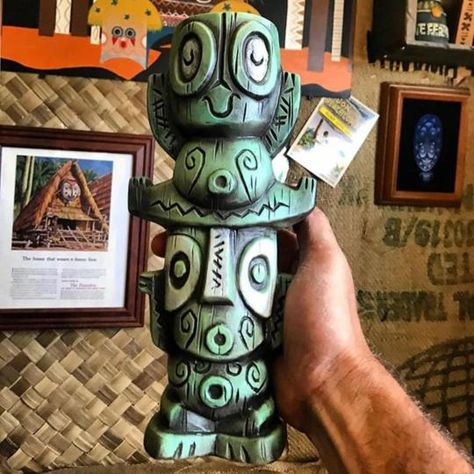 Tiki Tony, Survivor Idea, Tree Carvings, Tiki Tattoo, Art Boots, Tiki Man, Tiki Mugs, Tiki Tiki, Tiki Mug