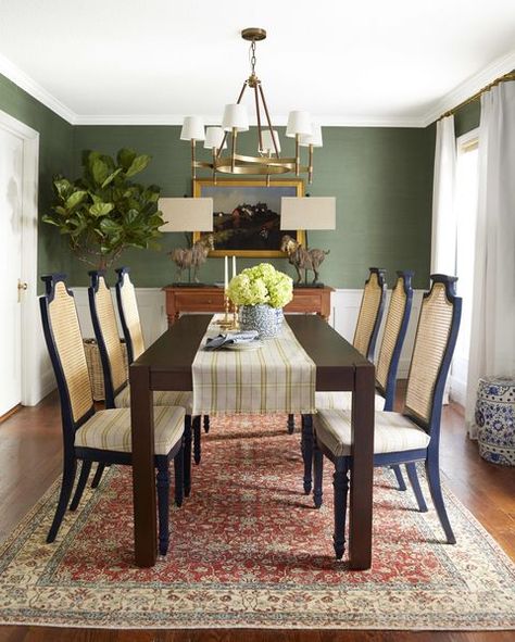 transitional green dining room Green Dining Room Accent Wall, Green Dining Room Walls, 1915 House, Colonial Dining Room, Dining Room Paint Colors, Color Room, Green Dining Room, Room 2023, Carolina House