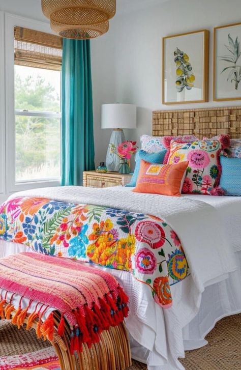 Summer Room Decor, Casa Vintage, Decoration Inspiration, Bright Colored, Dream House Interior, Apartment Inspiration, Boho Home, Room Inspiration Bedroom, Room Ideas Bedroom