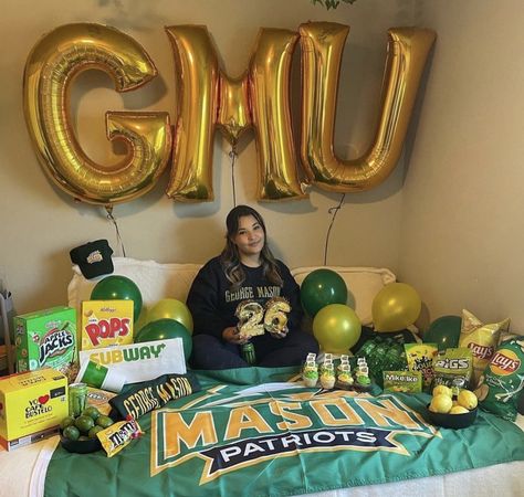 George Mason Graduation Party, George Mason University Aesthetic, College Bed, Bed Party, Apple Pop, College Bedding, George Mason, George Mason University, Dream College