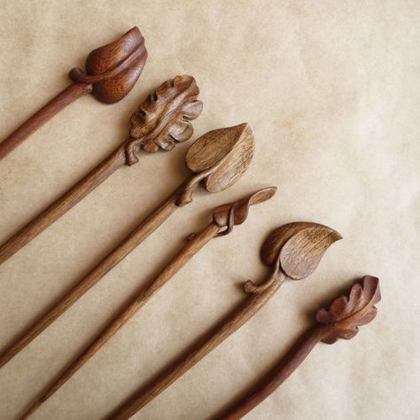 Wooden leaf hair pin is the best choice for your hair and can be taken as a wonderful gift. Wood Carving Hair Stick, Wooden Hair Pin, Wood Carving Ideas, Hair Stick Bun, Wooden Hair Pins, Wooden Hair Sticks, Wooden Leaf, Dremel Crafts, Wood Spoon Carving