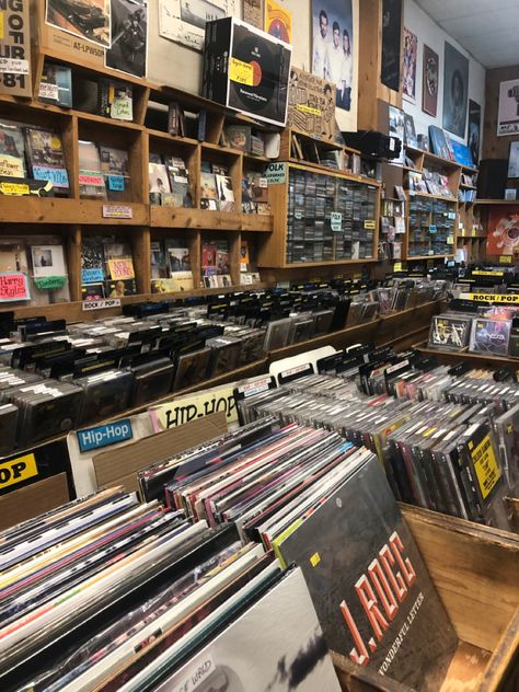 Music Shop Aesthetic, Music Store Aesthetic, Music Lover Aesthetic, Taylor Swift Harry Styles, Cd Store, Vinyl Aesthetic, Record Stores, Shattered Dreams, Music Collage