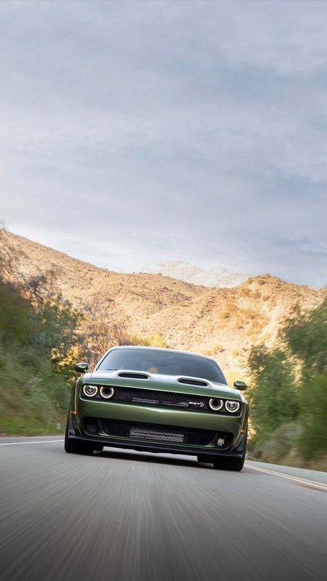 Hellcat Jailbreak, Army Couple Photography, 60s Muscle Cars, Car Life Hacks, Rolling Car, Dodge Challenger Hellcat, Dodge Srt, Challenger Srt Hellcat, Dodge Challenger Srt Hellcat