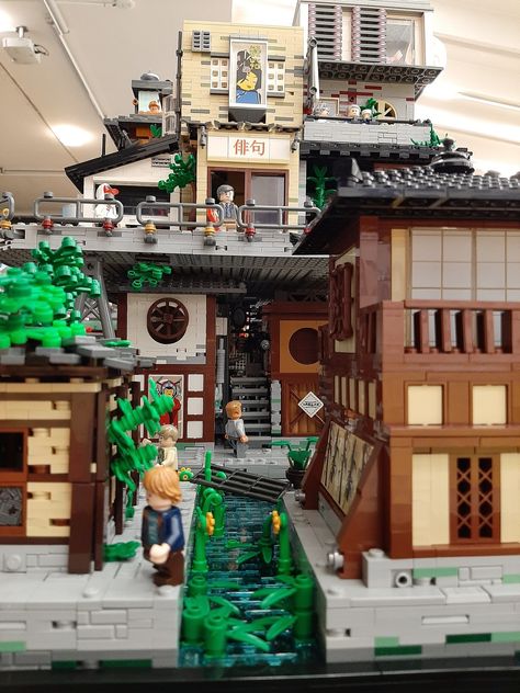 Lego Ninjago City Moc, Ninjago City Moc, Lego City Moc, Lego City Layout, Ninjago Lego Sets, Lego Cities, Lego Cyberpunk, Lego Apocalypse, Lego Ninjago City