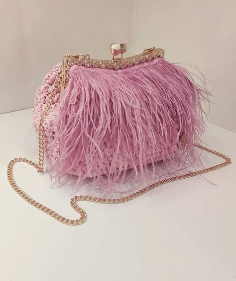 Yemeni Clothes, Fur Bags, Satin Purses, Fur Bag, Swag Bag, Elegant Bags, Pink Panthers, Glam Dresses, Dress Sewing Patterns