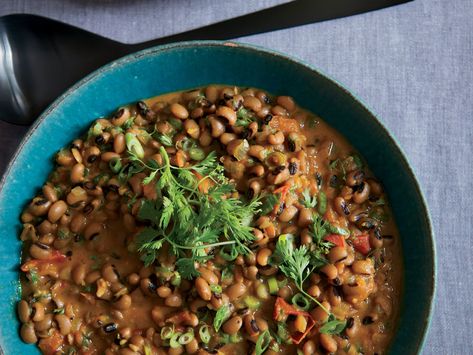 This creamy black-eyed-pea dish relies on assertive African flavors like berbere (an Ethiopian spice mix) and coconut milk. Coconut Milk Stew, Vegan African Recipes, Black Eyed Peas Recipe, Black Eyed Pea, African Recipes, Pea Recipes, Fresh Salsa, Spice Mix, Spice Recipes