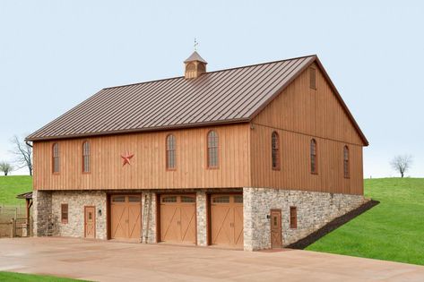 This new bank barn was built by Stable Hollow Construction Barn Builders, Amish Barns, Bank Barn, Barn Shop, Barn House Design, Pole Barn House Plans, Barn Renovation, Barn Garage, Garage House Plans