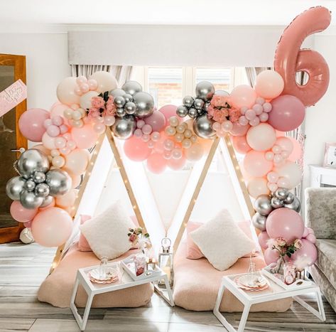 Slumber Party Glamping, Sweet Dreams Party Theme, Princess Teepee Party, Preppy Birthday Party Sleepover Tents, Teepee Sleepover Party Ideas, Birthday Sleepover Ideas For Girls Kids, Teepee Sleepover Party Themes, Preppy Slumber Party, Tee Pee Sleepover Party