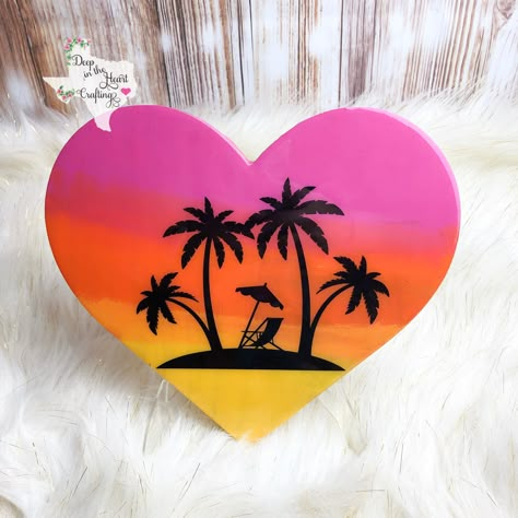 Painting On A Heart Shape Canvas, Heart Shape Painting Ideas, Painting On Heart Shaped Canvas, Heart Shape Canvas Painting, Heart Shaped Painting, Heart Shaped Canvas Painting Ideas, Heart Canvas Painting Ideas, Heart Art Projects, Heart Canvas Art