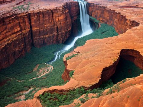 Discover Australia's Natural Beauty: Karijini National Park Inspiring Landscapes, Awe Inspiring, National Park, Natural Beauty, National Parks, Australia, Beauty, Nature