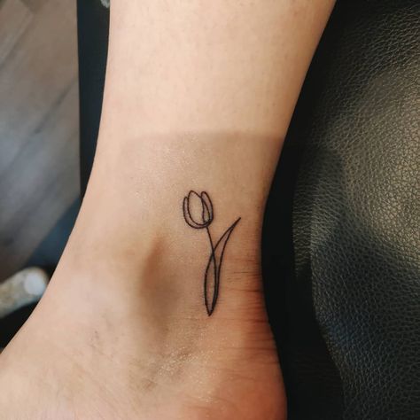 Small Tulip Tattoo, Tulip Tattoo, Small Flower Tattoos, Blue Tattoo, Back Of Shoulder Tattoo, Cat Tattoo Designs, Sunflower Tattoos, Classy Tattoos, Dainty Tattoos